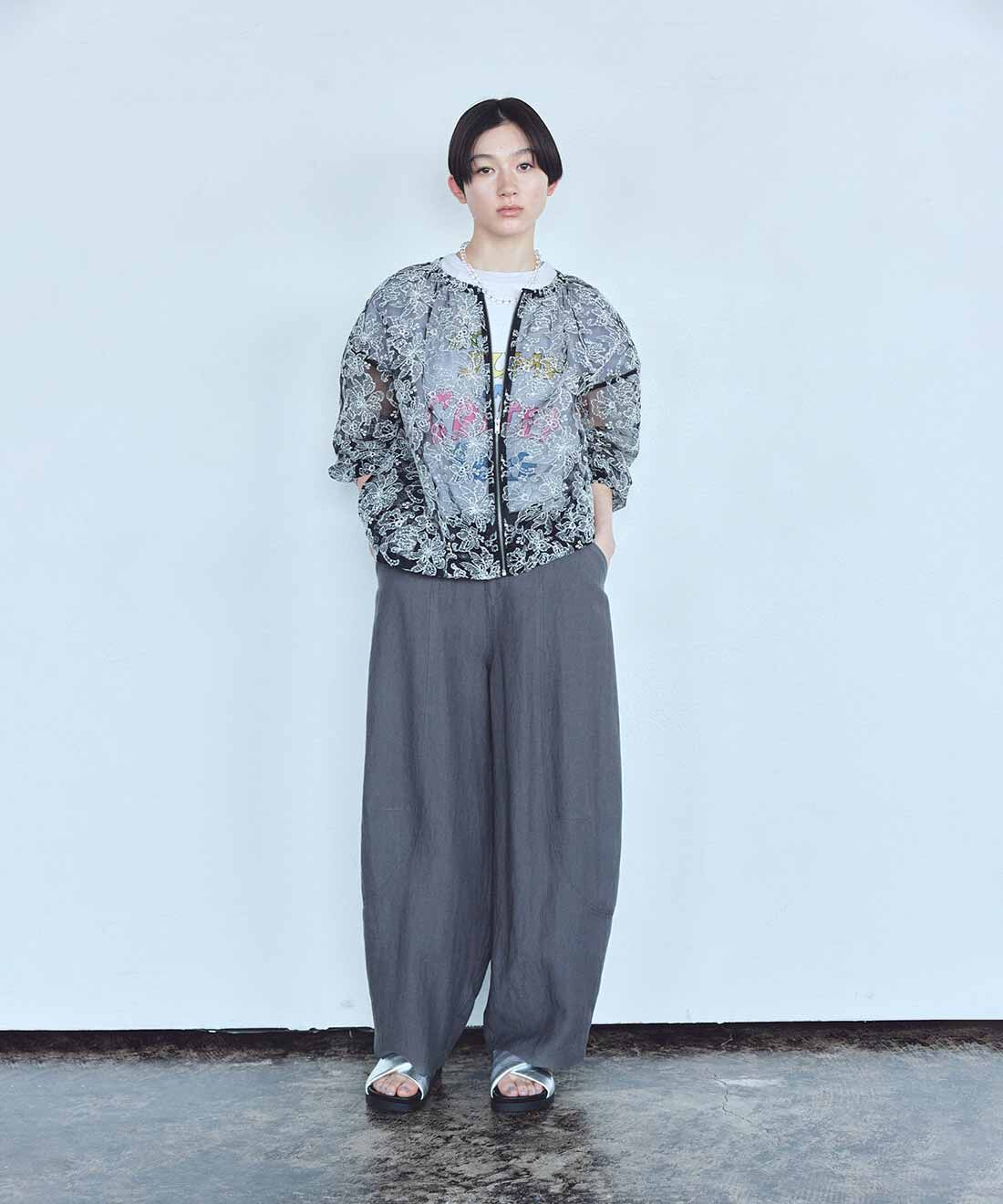 MEDE19F|MEDE19F　オーガンジー刺繍シアーブルゾン〈ブラック&times;オフホワイト〉|モデル身長：163cm　着用サイズ：M