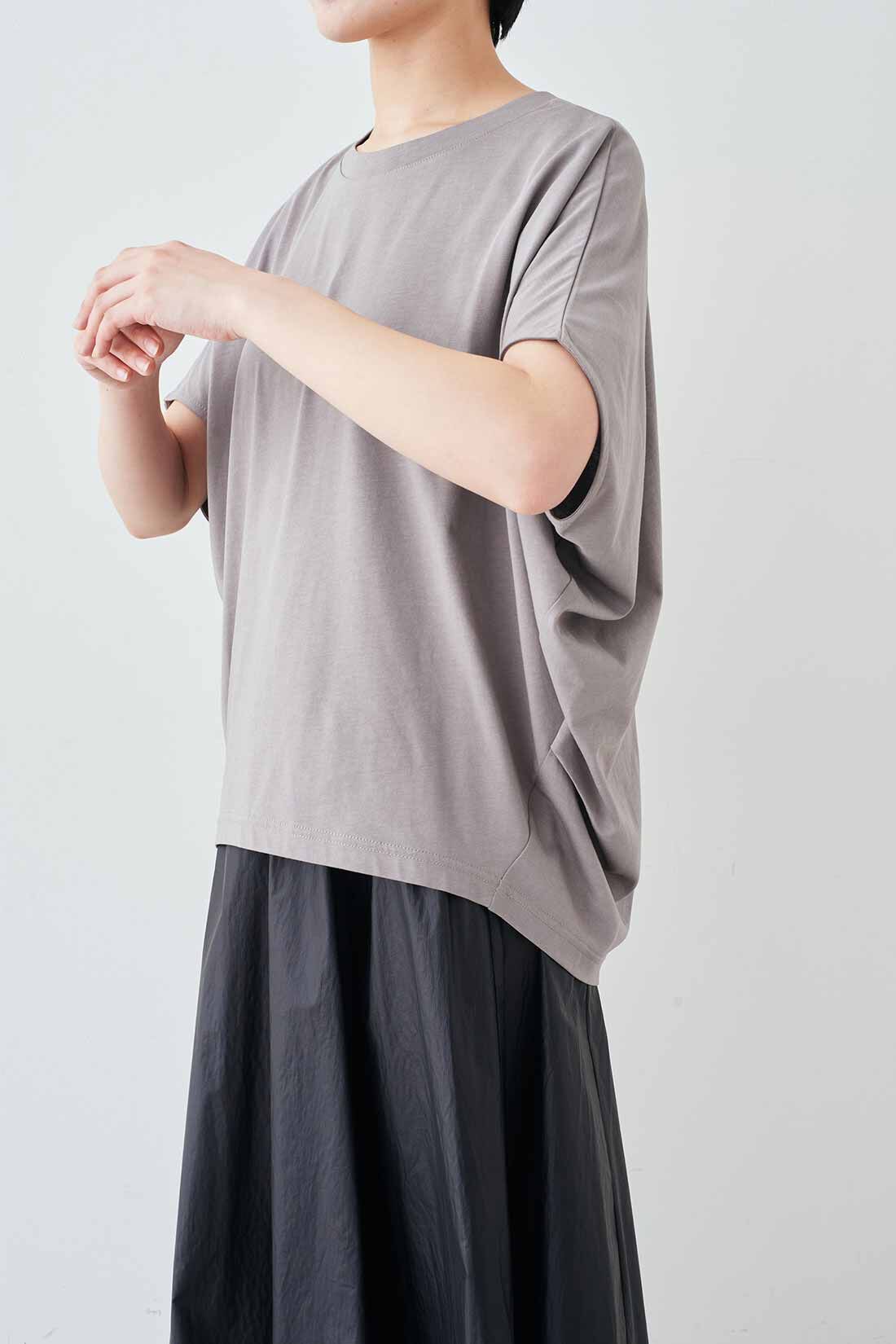 MEDE19F|MEDE19F　接触冷感ドルマンスリーブカットソートップス〈チャコールグレー〉|※写真はイメージです。お届けするカラーとは異なります。