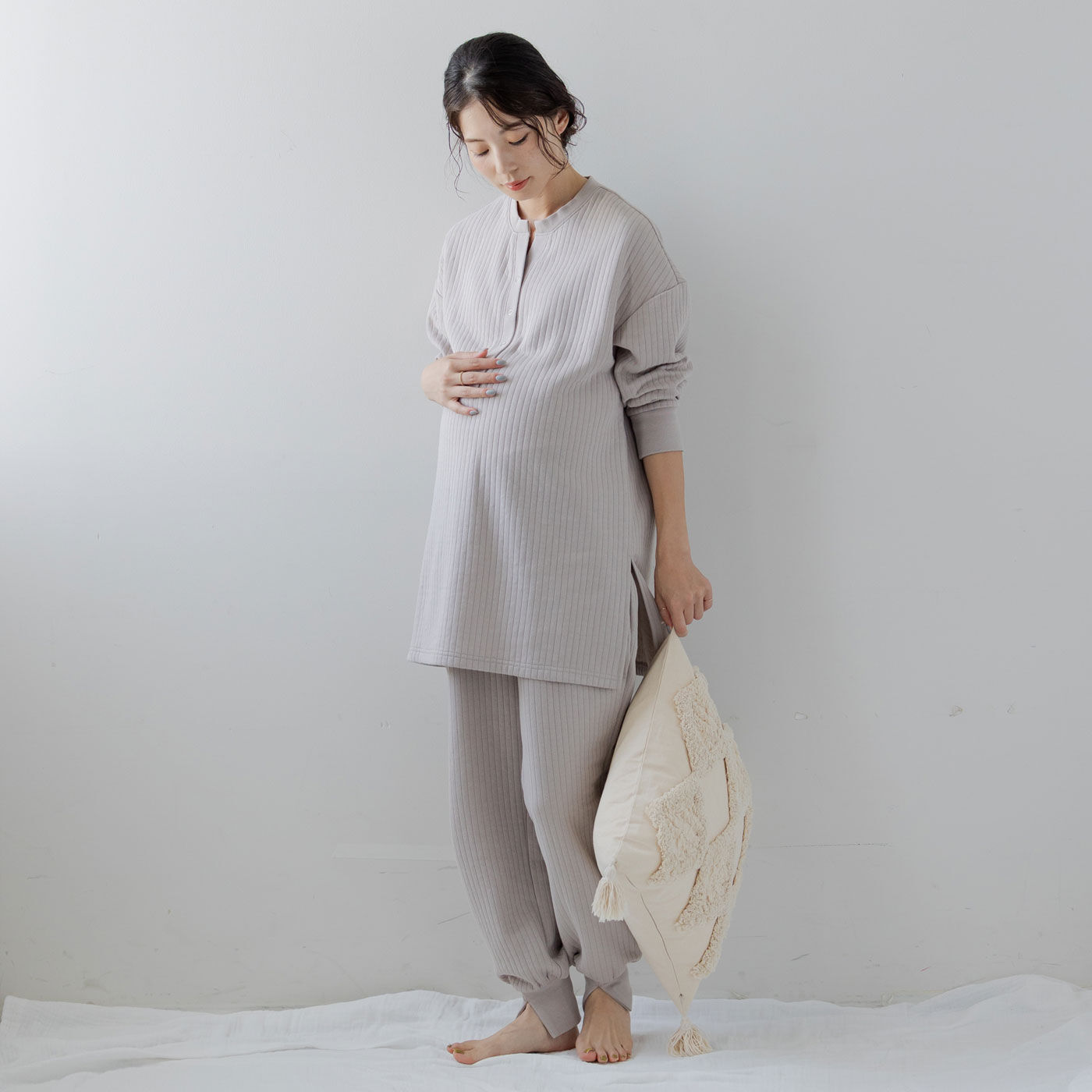 フェリシモMama | 暖かい キルティング ルームウェアセット 〈ミストグレー〉