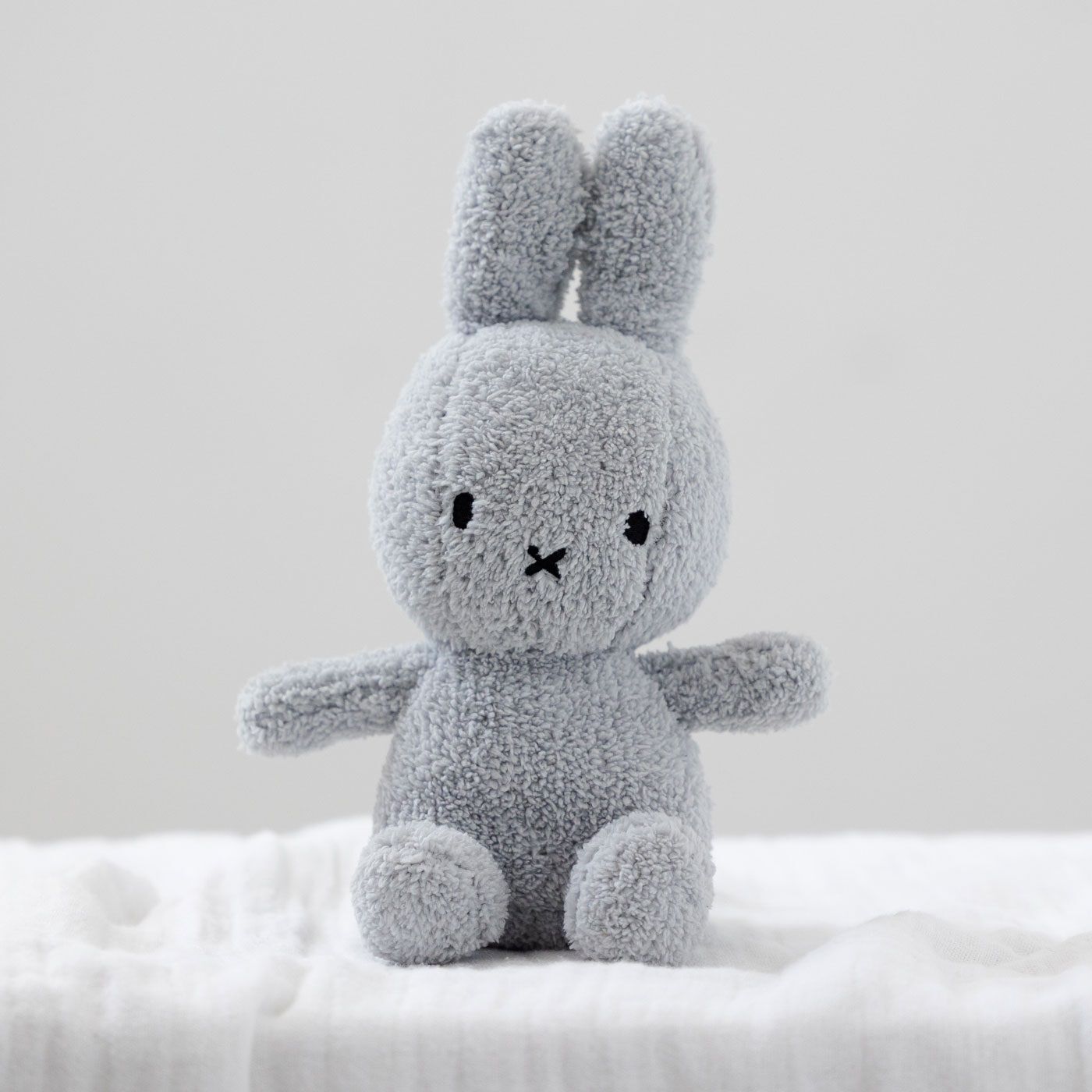フェリシモMama | BON TON TOYS Miffy ぬいぐるみ〈ライトグレー〉