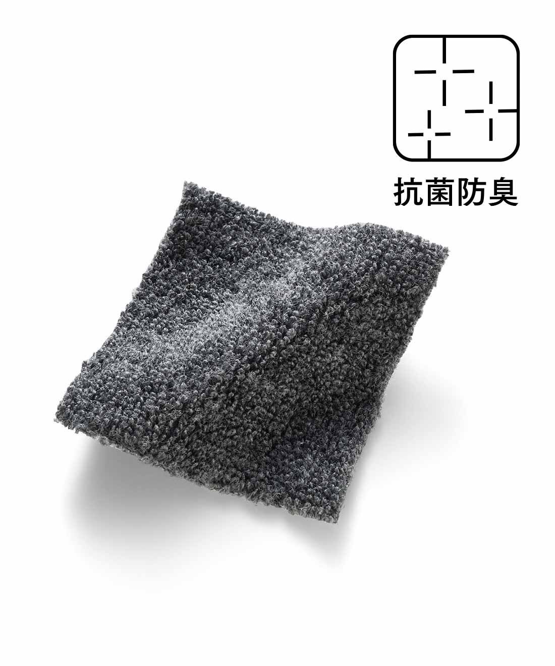 Live in  comfort|リブ イン コンフォート　Her smileプロジェクト 大人の抜け感をつくる すそドロスト付き抗菌防臭パイルパンツ〈ブラック〉|ふんわりとした肌ざわりではき心地抜群なパイル素材。　※お届けするカラーとは異なります。